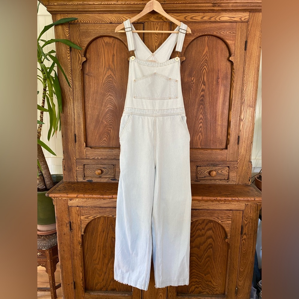 Jesse Kamm overalls L light blue wash denim jumpsuit romper